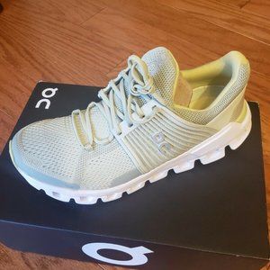 ON Cloudswift Women's Size 9